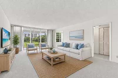 555 Oaks Lane #303, Pompano Beach, FL 33069 - Photo 1