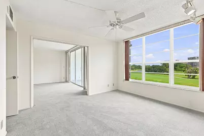 555 Oaks Lane #303, Pompano Beach, FL 33069 - Photo 15