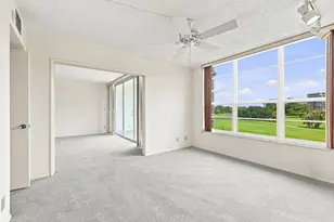 555 Oaks Ln, Pompano Beach, FL 33069 - Photo 15