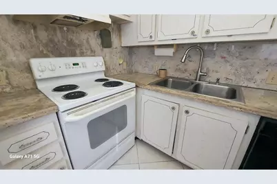 5 Suffolk A, Boca Raton, FL 33434 - Photo 3