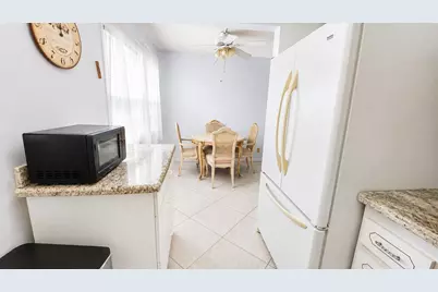 5 Suffolk A, Boca Raton, FL 33434 - Photo 3