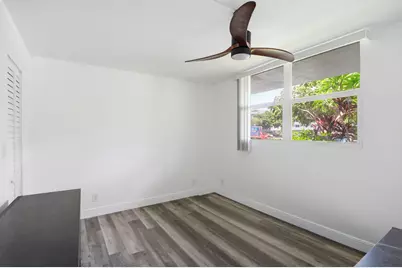 118 Royal Park Drive #1B, Oakland Park, FL 33309 - Photo 7