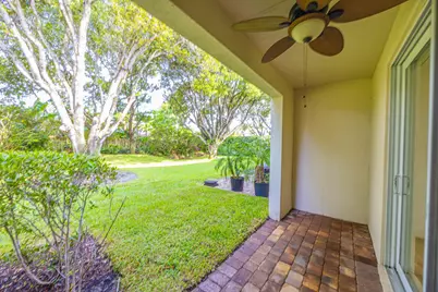 2646 Webb Avenue, Delray Beach, FL 33444 - Photo 13