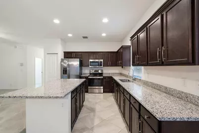 2055 46th Avenue, Vero Beach, FL 32966 - Photo 7