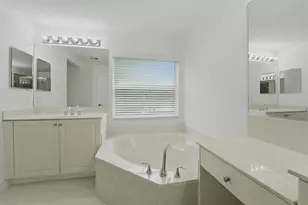 10941 Bitternut Hickory Ln, Boynton Beach, FL 33437 - Photo 11