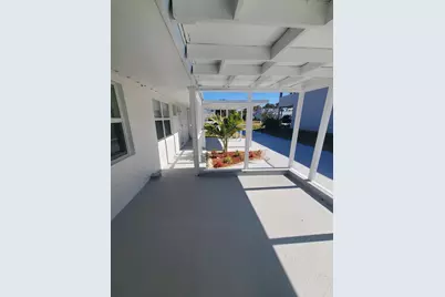 335 Hernando Street, Fort Pierce, FL 34949 - Photo 9