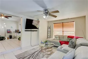 970 SW 3rd Ave, Pompano Beach, FL 33060 - Photo 7