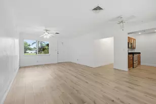 1680 NE 34th Ln, Oakland Park, FL 33334 - Photo 23