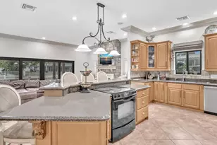 749 SW 2nd St, Boca Raton, FL 33486 - Photo 13