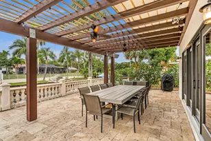 749 SW 2nd St, Boca Raton, FL 33486 - Photo 25