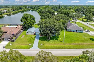 8702 Deland Ave, Fort Pierce, FL 34951 - Photo 33
