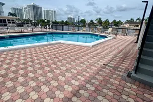 3113 S Ocean Dr, Hallandale Beach, FL 33009 - Photo 19