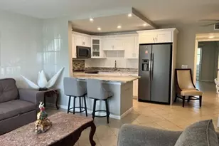 11 Cambridge A, West Palm Beach, FL 33417 - Photo 3