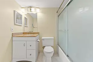 887 Normandy S, Delray Beach, FL 33484 - Photo 13