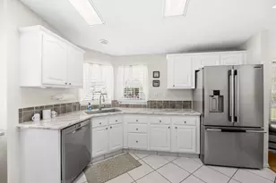 2820 Hook Ct, Port Saint Lucie, FL 34952 - Photo 11