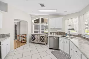 2820 Hook Ct, Port Saint Lucie, FL 34952 - Photo 9