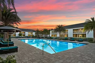 100 W Hidden Valley Blvd, Boca Raton, FL 33487 - Photo 11