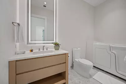 1634 N Swinton Avenue, Delray Beach, FL 33444 - Photo 31
