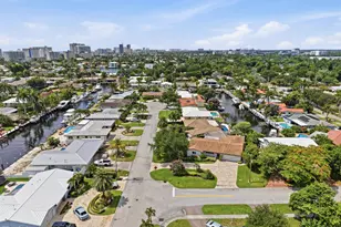 2690 NE 11th St, Pompano Beach, FL 33062 - Photo 17