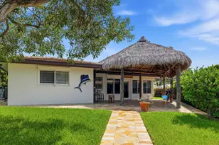 2690 NE 11th St, Pompano Beach, FL 33062 - Photo 27