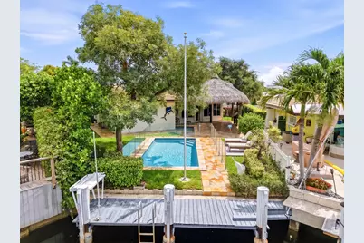 2690 NE 11th Street, Pompano Beach, FL 33062 - Photo 3
