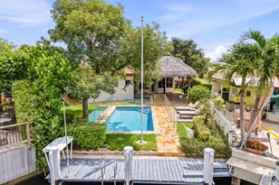 2690 NE 11th St, Pompano Beach, FL 33062 - Photo 3