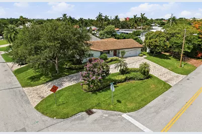 2690 NE 11th Street, Pompano Beach, FL 33062 - Photo 13