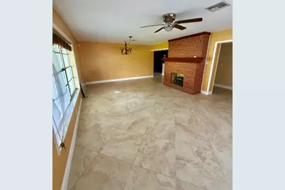 2425 Ceceile Avenue, West Palm Beach, FL 33417 - Photo 3