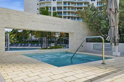 7000 W Island Boulevard #907, Aventura, FL 33160 - Photo 33