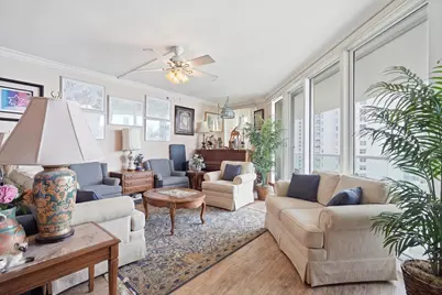 7000 W Island Boulevard #907, Aventura, FL 33160 - Photo 9