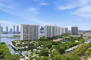 7000 W Island Blvd, Aventura, FL 33160 - Photo 49