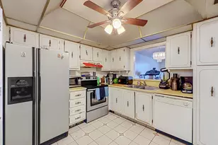 410 NW 68th Ave, Plantation, FL 33317 - Photo 11