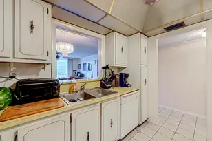 410 NW 68th Ave, Plantation, FL 33317 - Photo 13
