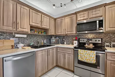 806 Cypress Grove Lane #304, Pompano Beach, FL 33069 - Photo 9