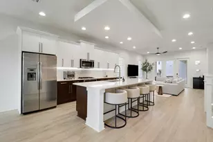 5029 Grandiflora Rd, Palm Beach Gardens, FL 33418 - Photo 3