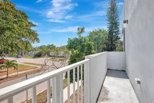 1102 S 20th Ave, Hollywood, FL 33020 - Photo 13