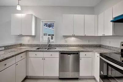 1102 S 20th Avenue #1102, Hollywood, FL 33020 - Photo 3