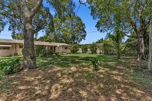 560-564 NE 35th St, Oakland Park, FL 33334 - Photo 25