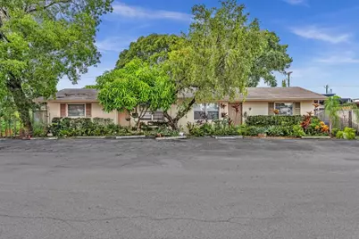 560-564 NE 35th Street, Oakland Park, FL 33334 - Photo 1