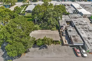 560-564 NE 35th St, Oakland Park, FL 33334 - Photo 53