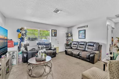 560-564 NE 35th Street, Oakland Park, FL 33334 - Photo 29