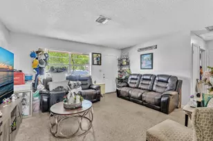560-564 NE 35th St, Oakland Park, FL 33334 - Photo 29