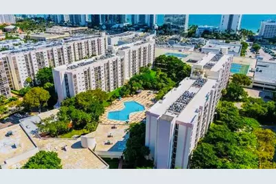 17011 N Bay Road #104, Sunny Isles Beach, FL 33160 - Photo 3