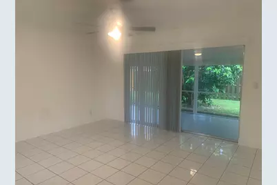 9350 NW 38th Place, Sunrise, FL 33351 - Photo 13