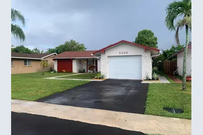 9350 NW 38th Place, Sunrise, FL 33351 - Photo 3