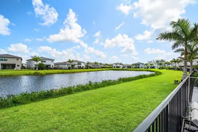 8323 Essex Country Clb Drive, Boca Raton, FL 33434 - Photo 35