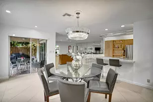 290 E Fern Dr, Boca Raton, FL 33432 - Photo 11
