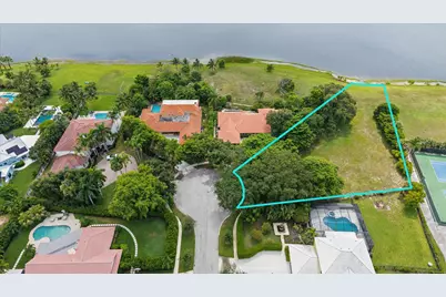 10 Sunningdale Circle, West Palm Beach, FL 33401 - Photo 1
