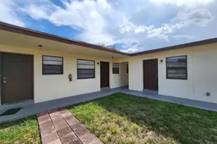 2466 Lincoln St, Hollywood, FL 33020 - Photo 1