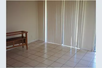 11458 Royal Palm Boulevard, Coral Springs, FL 33065 - Photo 7